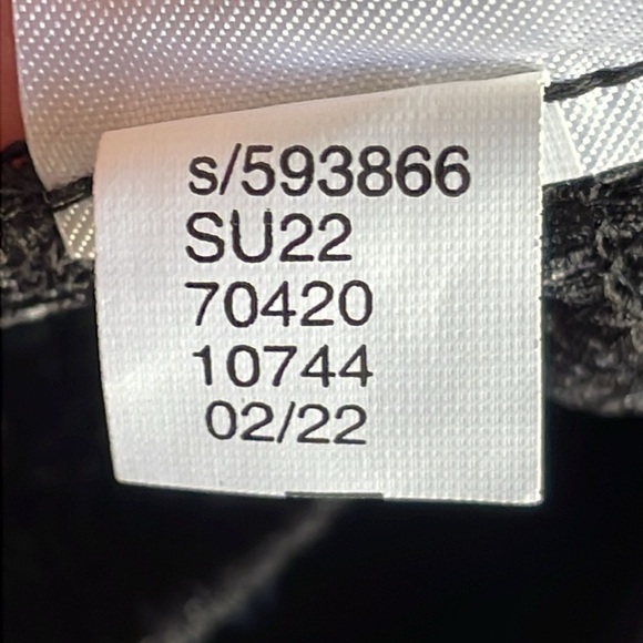 Ann Taylor Navy Print Off Shoulder Top - Picture 6 of 6